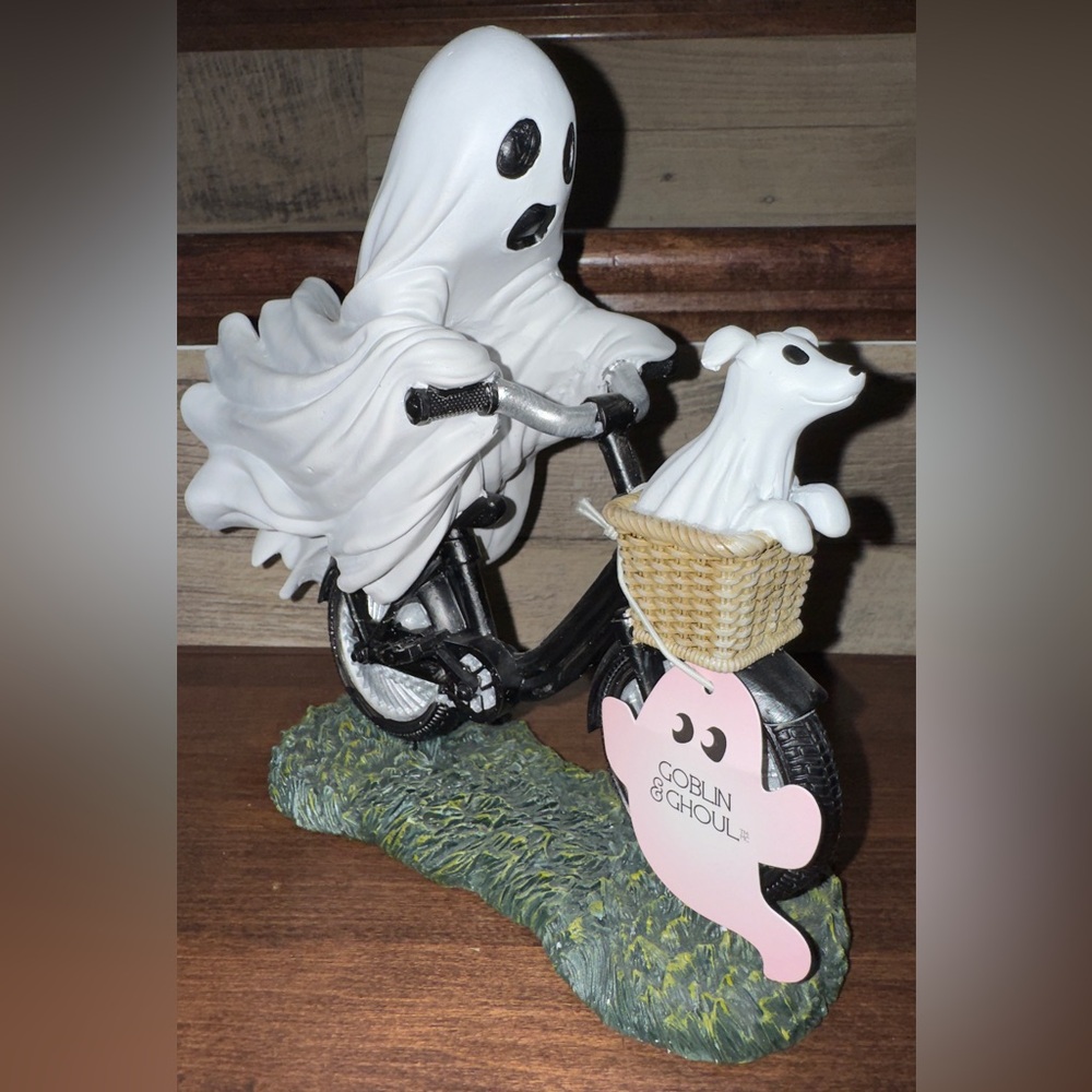☺️ Ghost 👻 Riding Bicycle 🚲 Ghost 👻 with a Dog 🐕 Statue Figurine Halloween Boo 👻